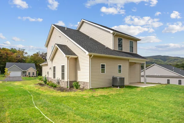 $404,750 | 5510 New Pleasant Way, Salem, VA 24153