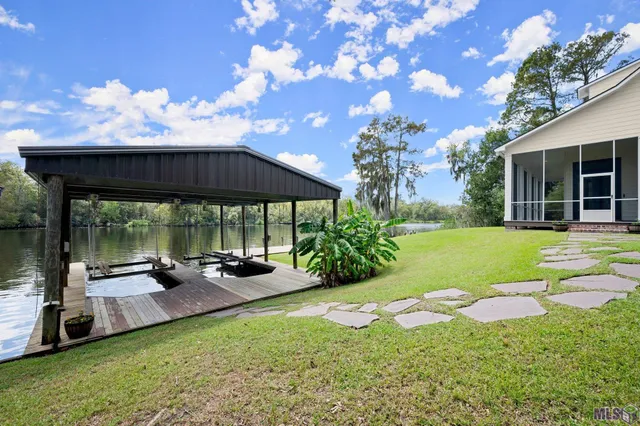 $925,000 | 21839 Waterfront E Drive, Maurepas, LA 70449