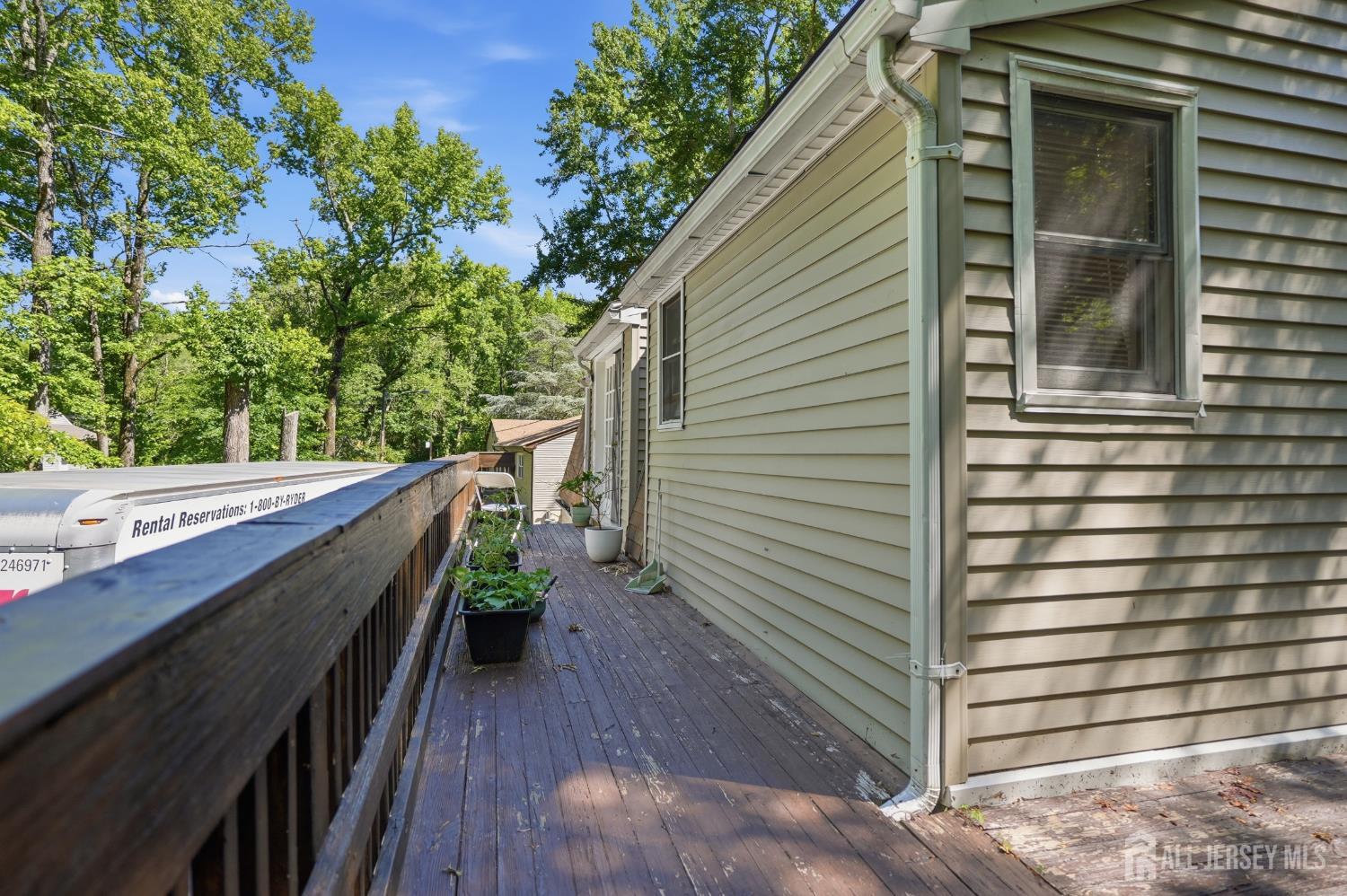 109 Fresh Ponds Road Monroe Township, NJ 08831 - Photo 35 of 41