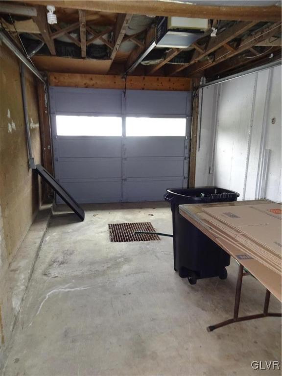 575 School Road Nazareth, PA 18064 - Photo 34 of 48 a room with gym equipment