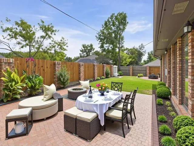 $489,000 | 1178 East Oval Drive, Athens, TX 75751