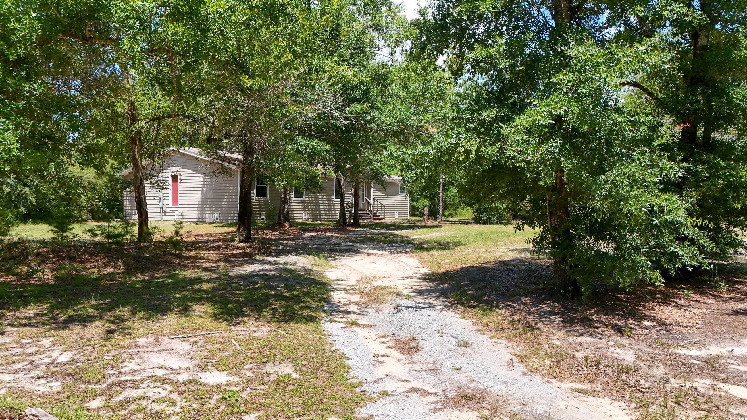 4012 Edwards Road Southport, FL 32409 - Photo 3 of 27 DJI_20240930000741_0066_D