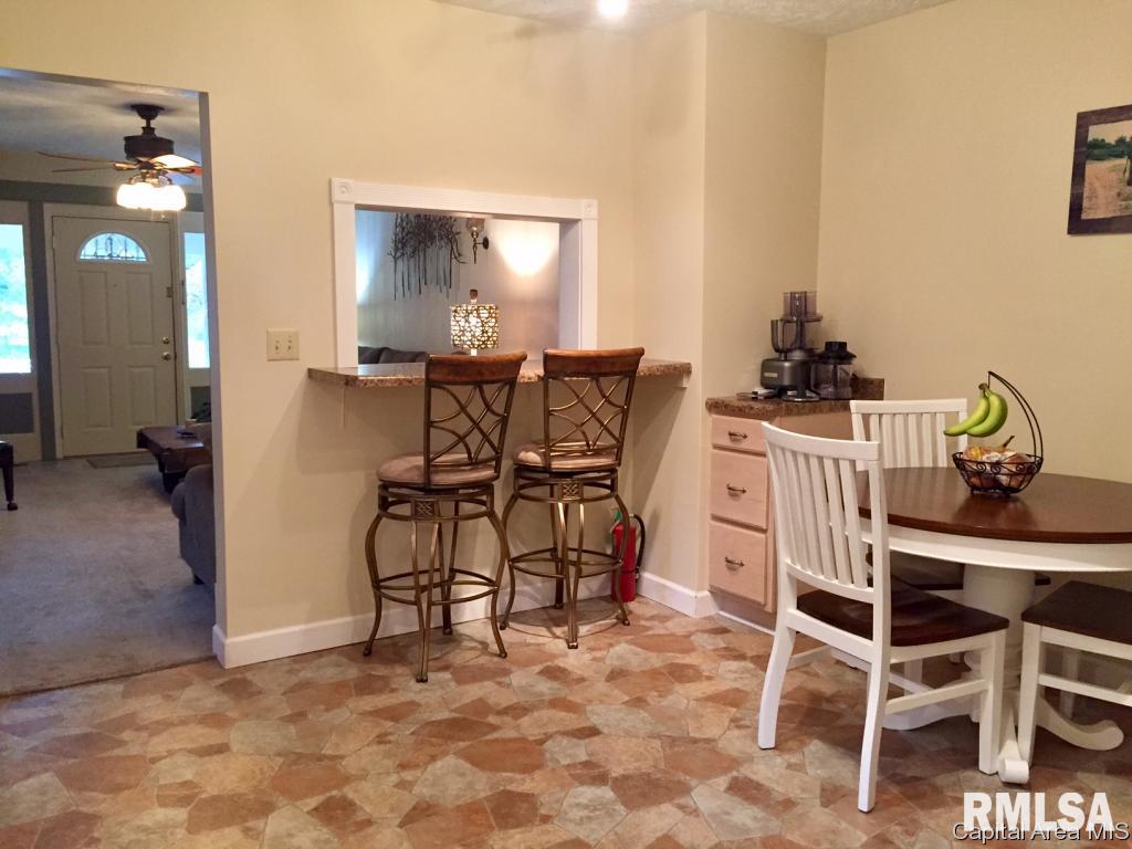 2551 Yale Boulevard Springfield, IL 62703 - Photo 11 of 17 Gallery Image 11