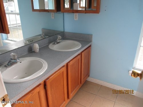 881 Gavagan Road Jacksonville, FL 32233 - Photo 11 of 16 Master Bathroom