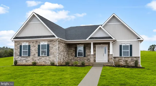 $714,990 | 4 Hillsdale Drive, Fredericksburg, VA 22405