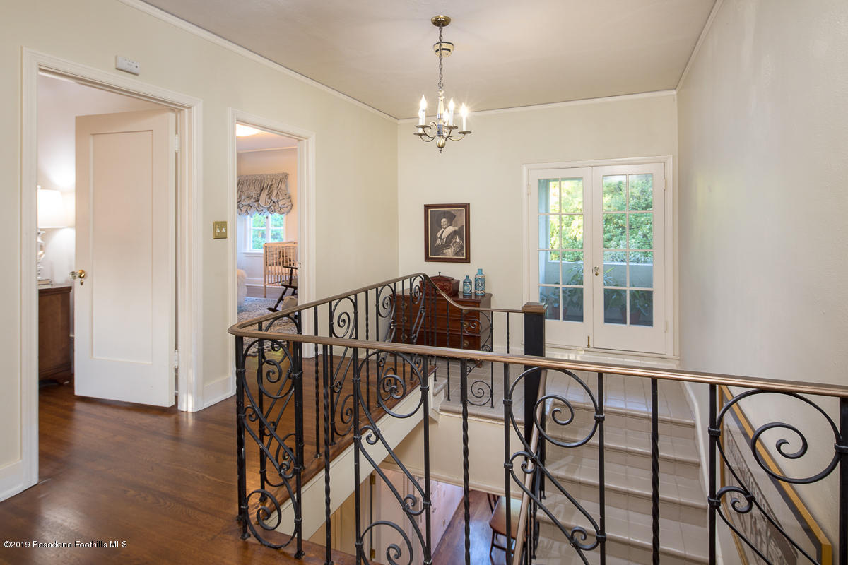 155 Club Road Pasadena, CA 91105 - Photo 30 of 50 a view of entryway and hall with wooden floor