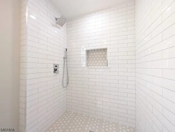 $2,000 | 22 Somme Street, Unit 3, Newark, NJ 07105