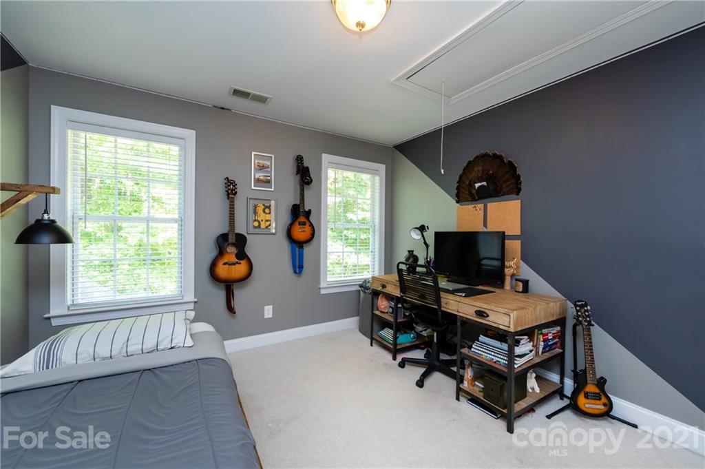 2320 Blueberry Ridge Road Matthews, NC 28105 - Photo 22 of 30 a room with furniture and window