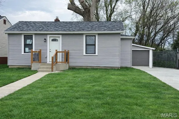 $120,000 | 6226 Garfield Avenue, Berkeley, MO 63134