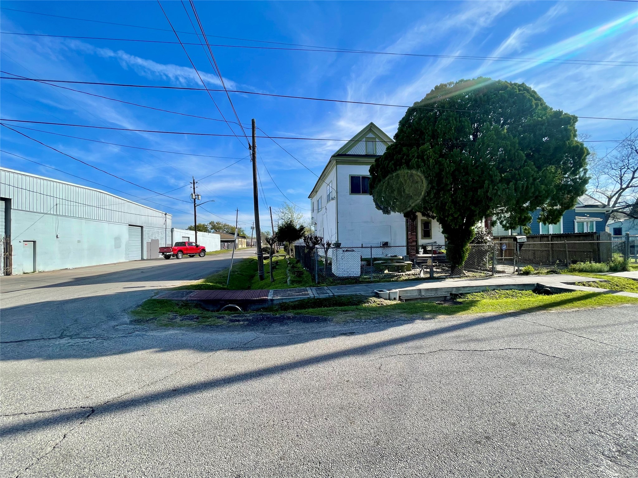 3601 Engelke Street Houston, TX 77003 - Photo 3 of 7