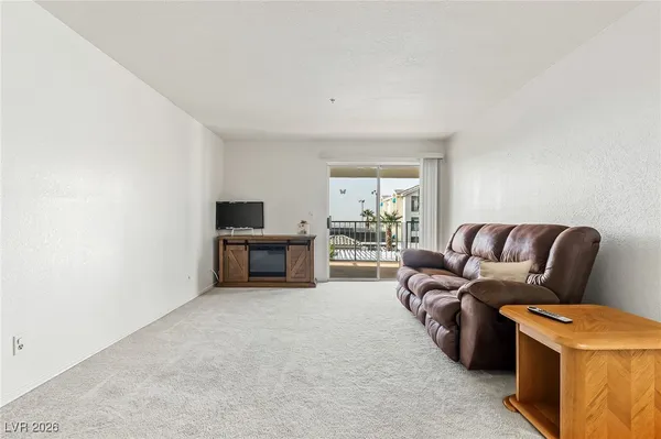 $155,000 | 3550 Bay Sands Drive, Unit 2037, Laughlin, NV 89029