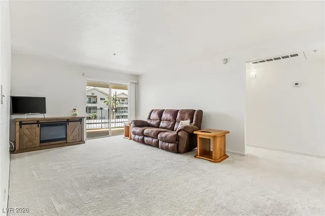 $172,000 | 3550 Bay Sands Drive, Unit 2037, Laughlin, NV 89029