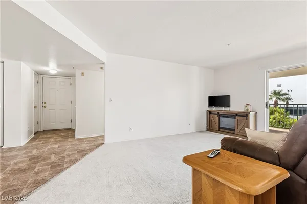 $155,000 | 3550 Bay Sands Drive, Unit 2037, Laughlin, NV 89029