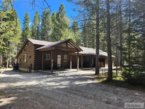 $969,000 | 4193 Lone Pine Street, Island Park, ID 83429