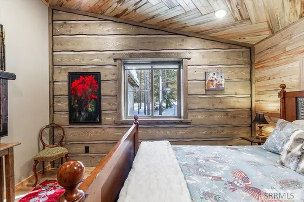 $969,000 | 4193 Lone Pine Street, Island Park, ID 83429