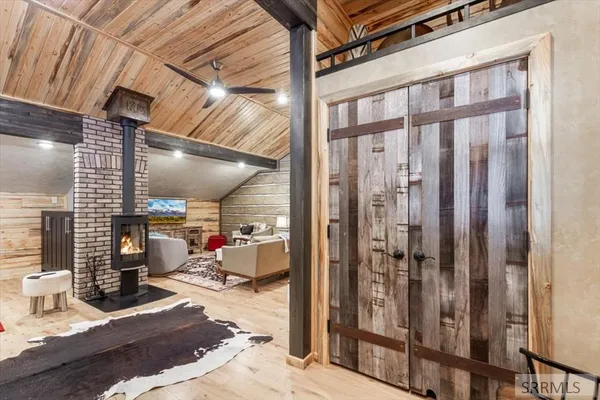 $969,000 | 4193 Lone Pine Street, Island Park, ID 83429