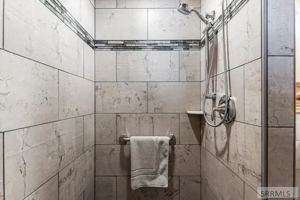 $969,000 | 4193 Lone Pine Street, Island Park, ID 83429