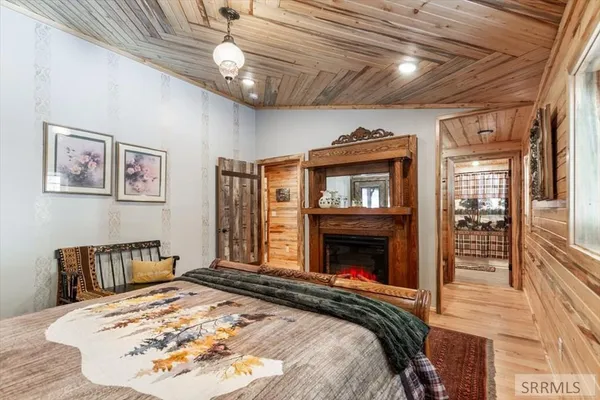 $969,000 | 4193 Lone Pine Street, Island Park, ID 83429