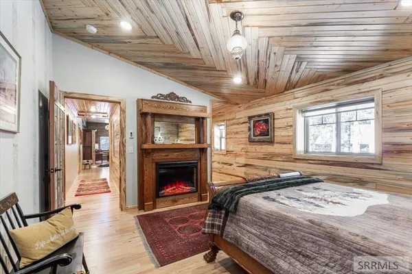 $969,000 | 4193 Lone Pine Street, Island Park, ID 83429