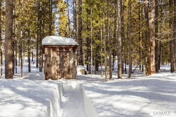 $969,000 | 4193 Lone Pine Street, Island Park, ID 83429