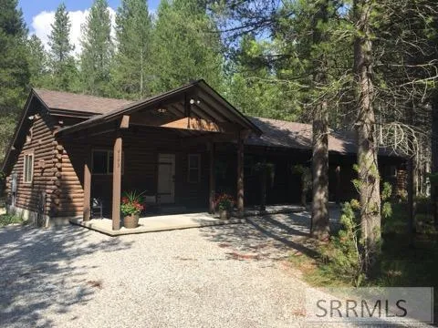 $969,000 | 4193 Lone Pine Street, Island Park, ID 83429