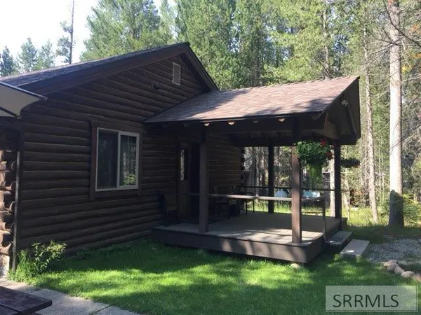$969,000 | 4193 Lone Pine Street, Island Park, ID 83429