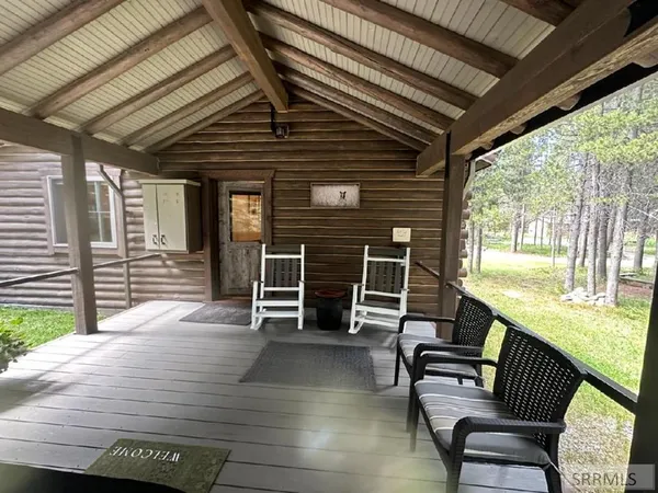 $969,000 | 4193 Lone Pine Street, Island Park, ID 83429