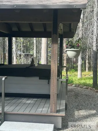 $969,000 | 4193 Lone Pine Street, Island Park, ID 83429