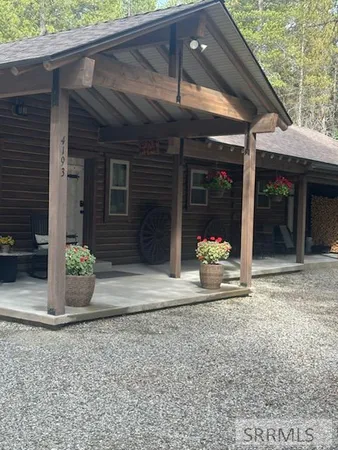 $969,000 | 4193 Lone Pine Street, Island Park, ID 83429
