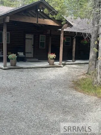 $969,000 | 4193 Lone Pine Street, Island Park, ID 83429
