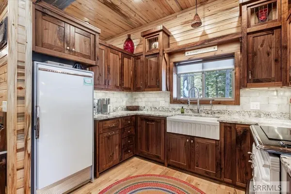 $969,000 | 4193 Lone Pine Street, Island Park, ID 83429