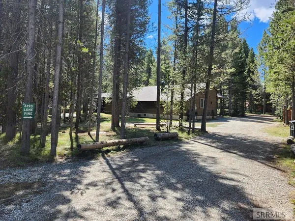 $969,000 | 4193 Lone Pine Street, Island Park, ID 83429