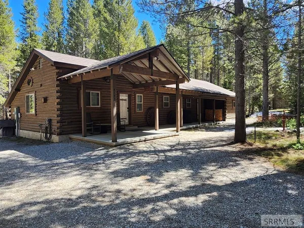 $969,000 | 4193 Lone Pine Street, Island Park, ID 83429