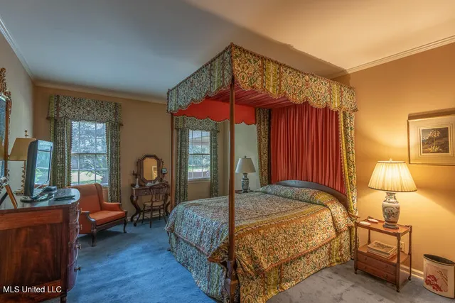 $695,000 | 9 Adam Circle, Natchez, MS 39120