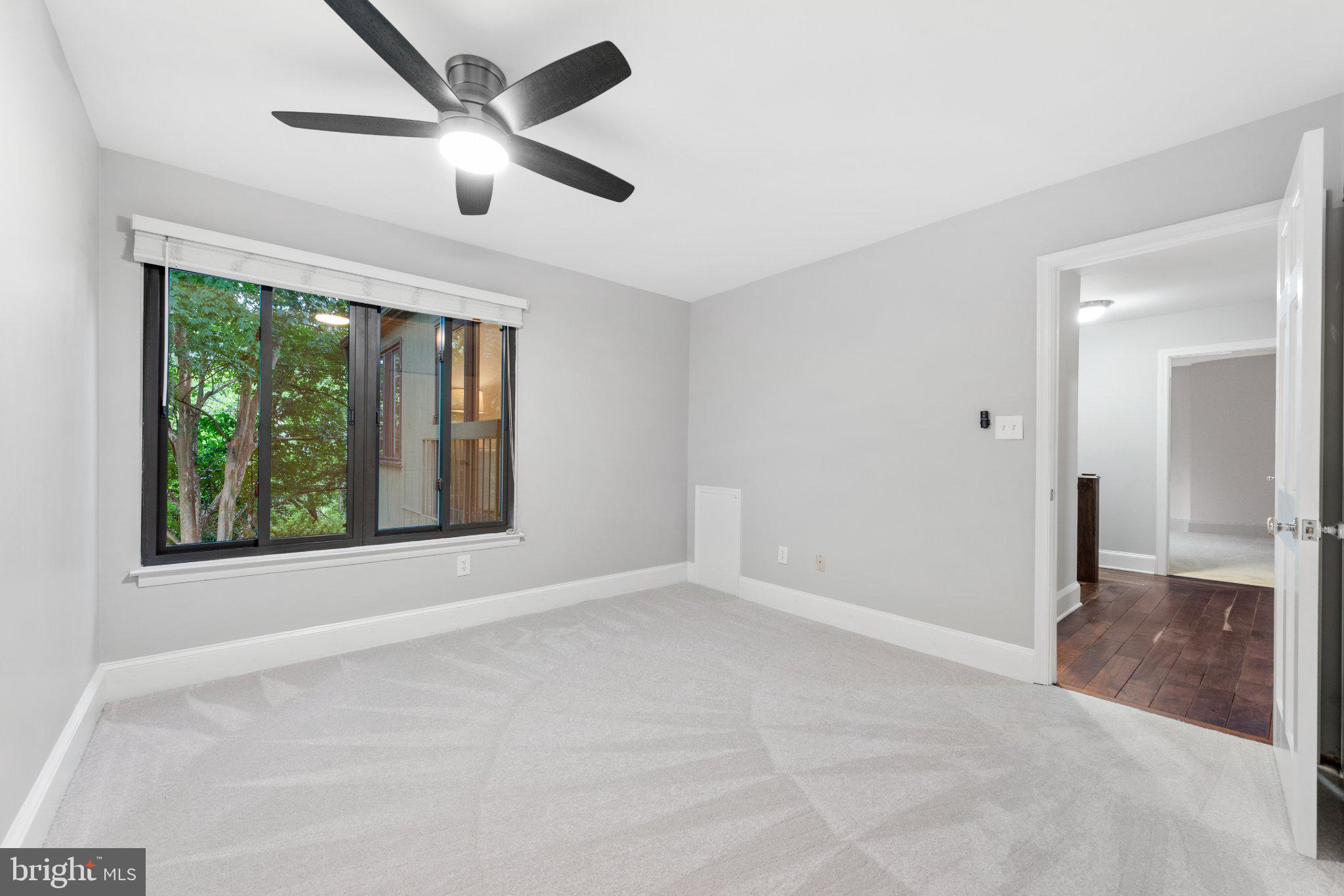 1427 Green Run Lane Reston, VA 20190 - Photo 31 of 44 2nd bedroom upstairs, new carpet and ceiling fan