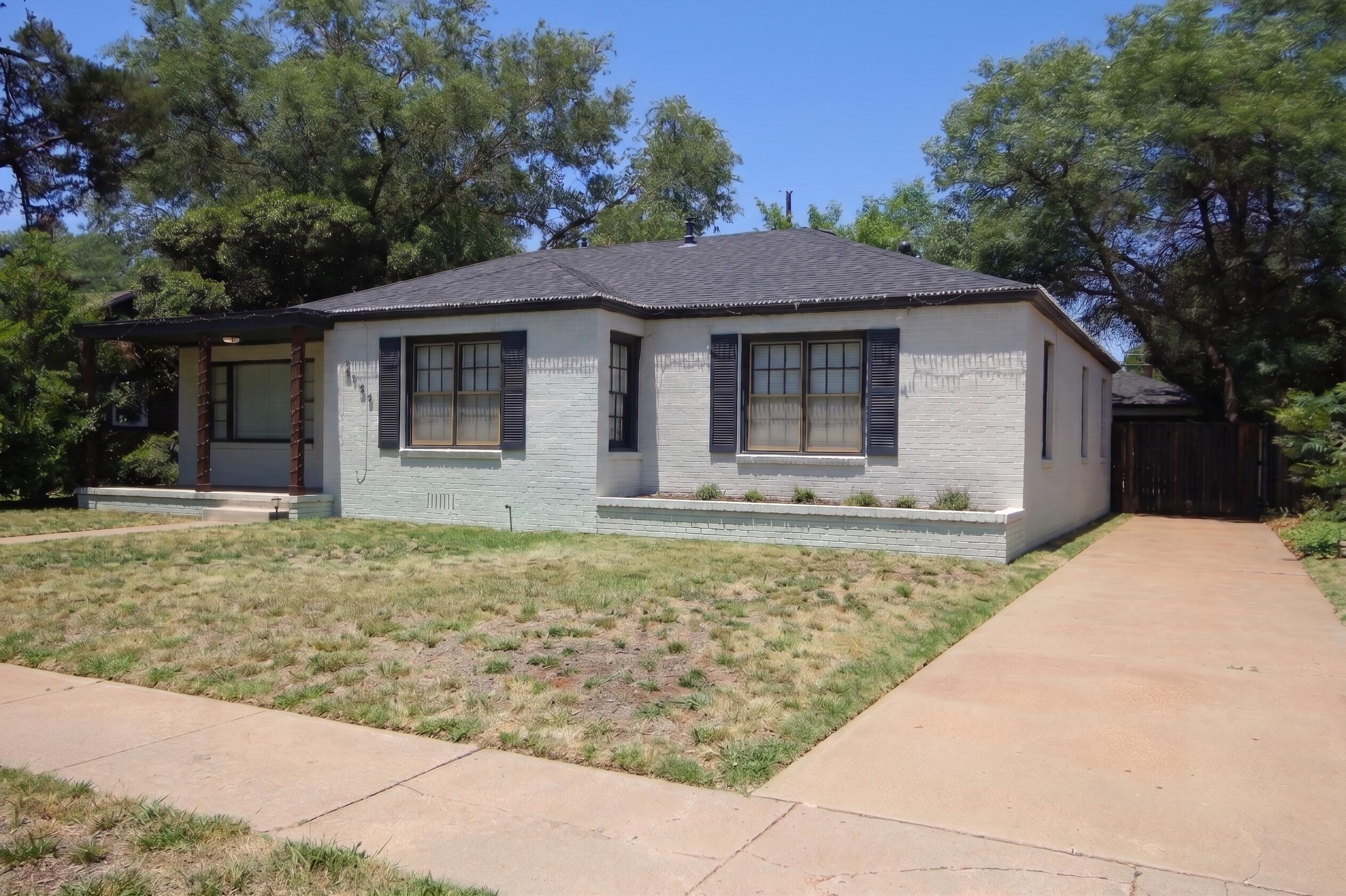 3104 29th Street Lubbock, TX 79410 - Photo 2 of 16 Front B