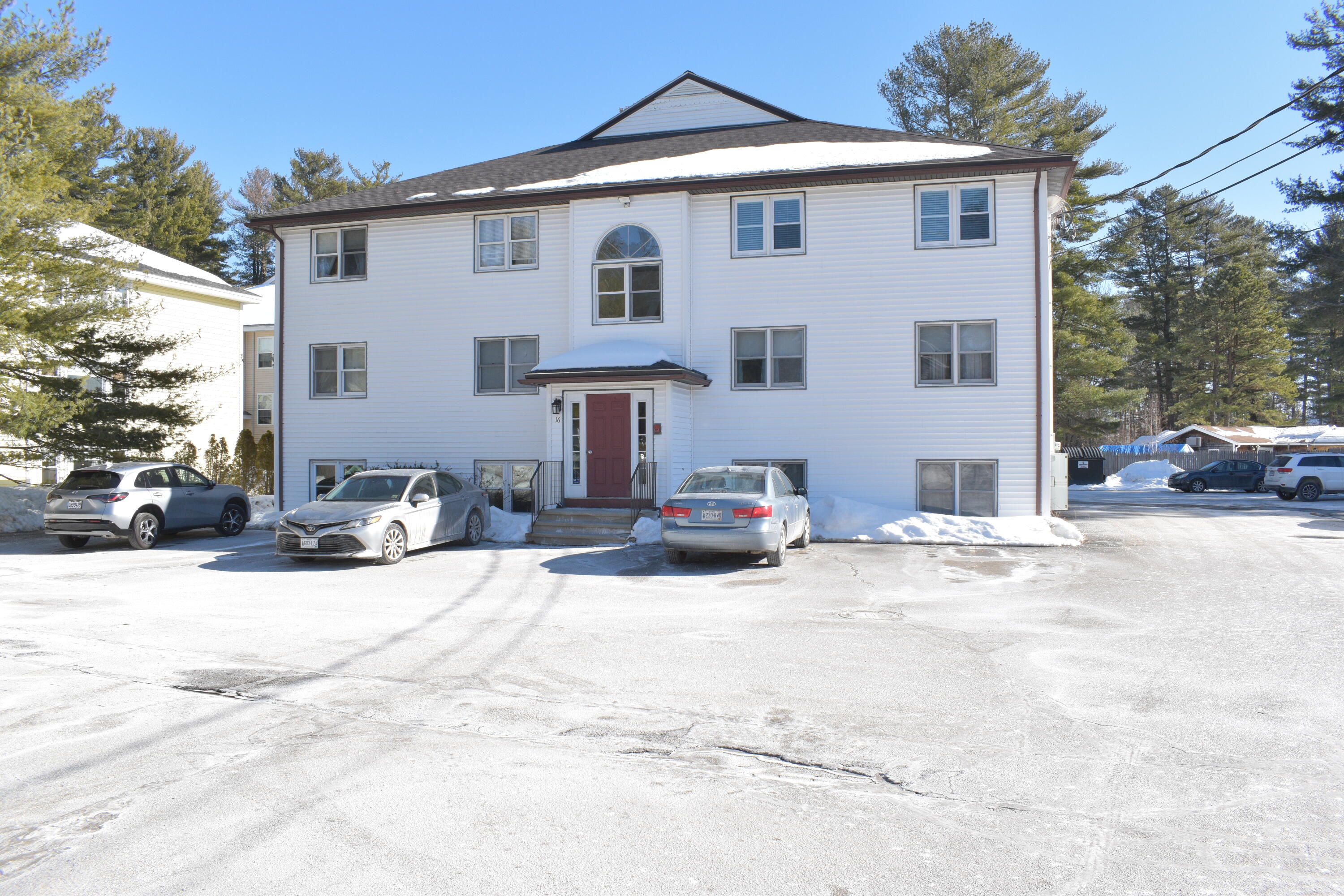 16 Smithwheel Road, Unit 8 Old Orchard Beach, ME 04064 - Photo 1 of 10 MOB_3158
