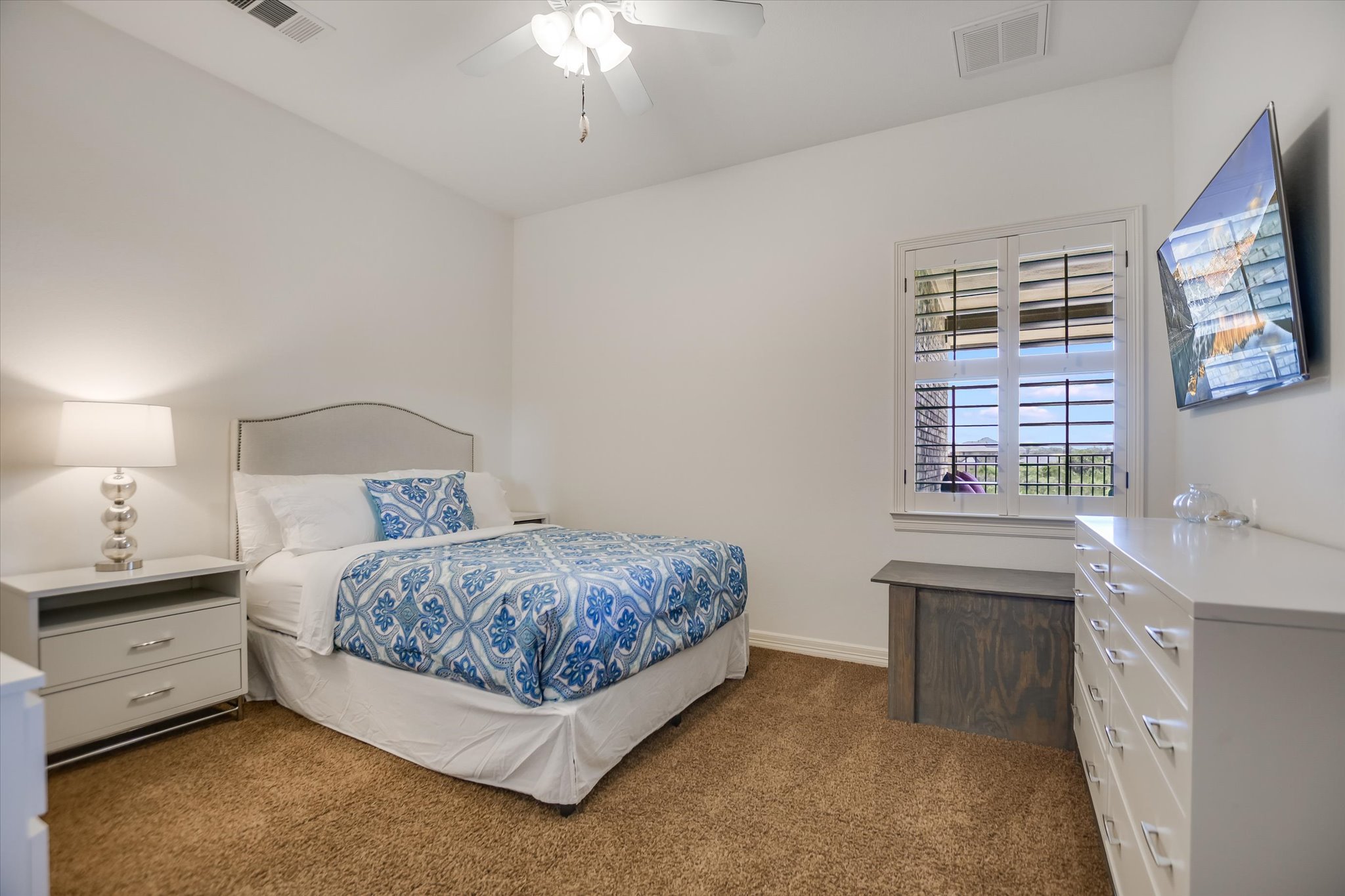 1016 SANTALUZ Path Austin, TX 78732 - Photo 26 of 40 Bedroom 4 features an ensuite bathroom, providing ultimate privacy for family and visitors
