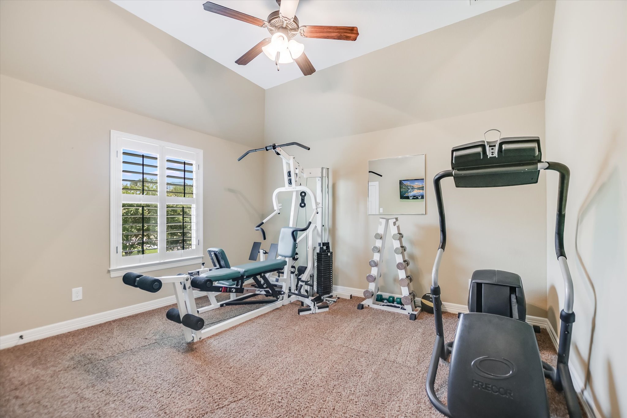 1016 SANTALUZ Path Austin, TX 78732 - Photo 28 of 40 Bedroom 5 has neutral tones and soft carpeting create a restful, versatile setting for any use