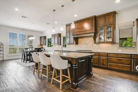 $1,695,000 | 1016 SANTALUZ Path, Austin, TX 78732