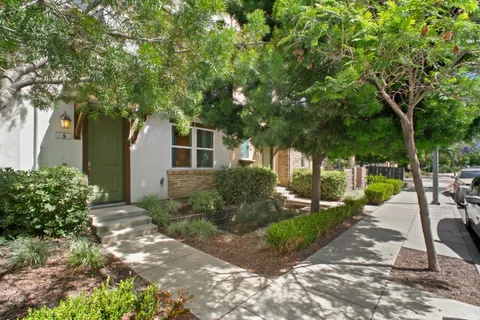 $999,888 | 61 Montecito Vista Drive, Unit 6, San Jose, CA 95111