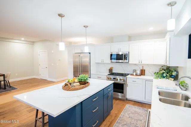 $1,990,000 | 1 Kurosaka Lane, Unit C, Lake George, NY 12845