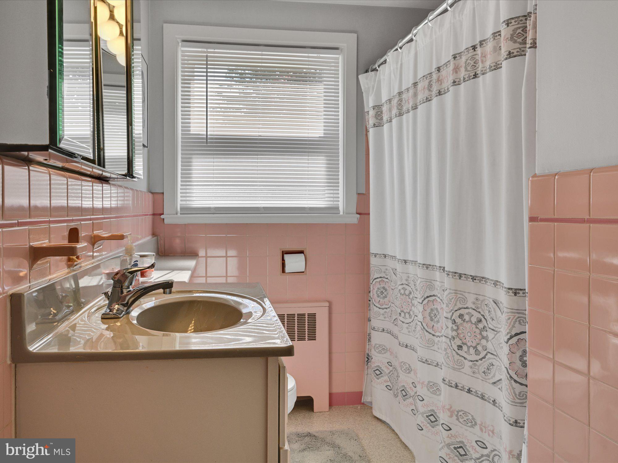 1351 Stratford Road York, PA 17403 - Photo 15 of 28 Gallery Image 15