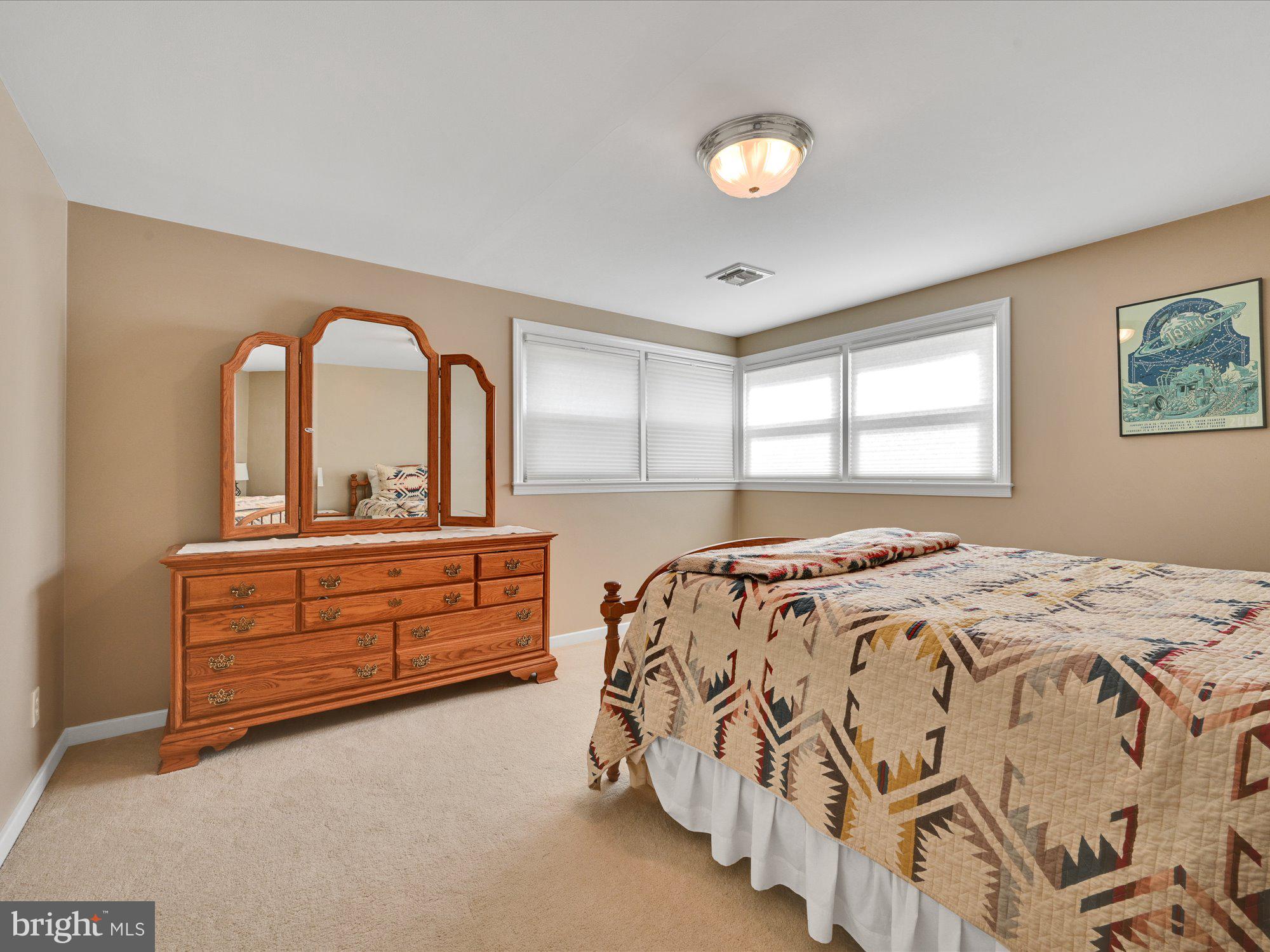 1351 Stratford Road York, PA 17403 - Photo 16 of 28 Gallery Image 16
