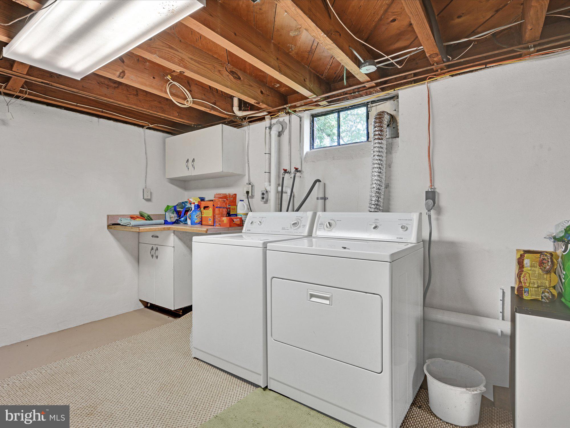 1351 Stratford Road York, PA 17403 - Photo 22 of 28 Gallery Image 22