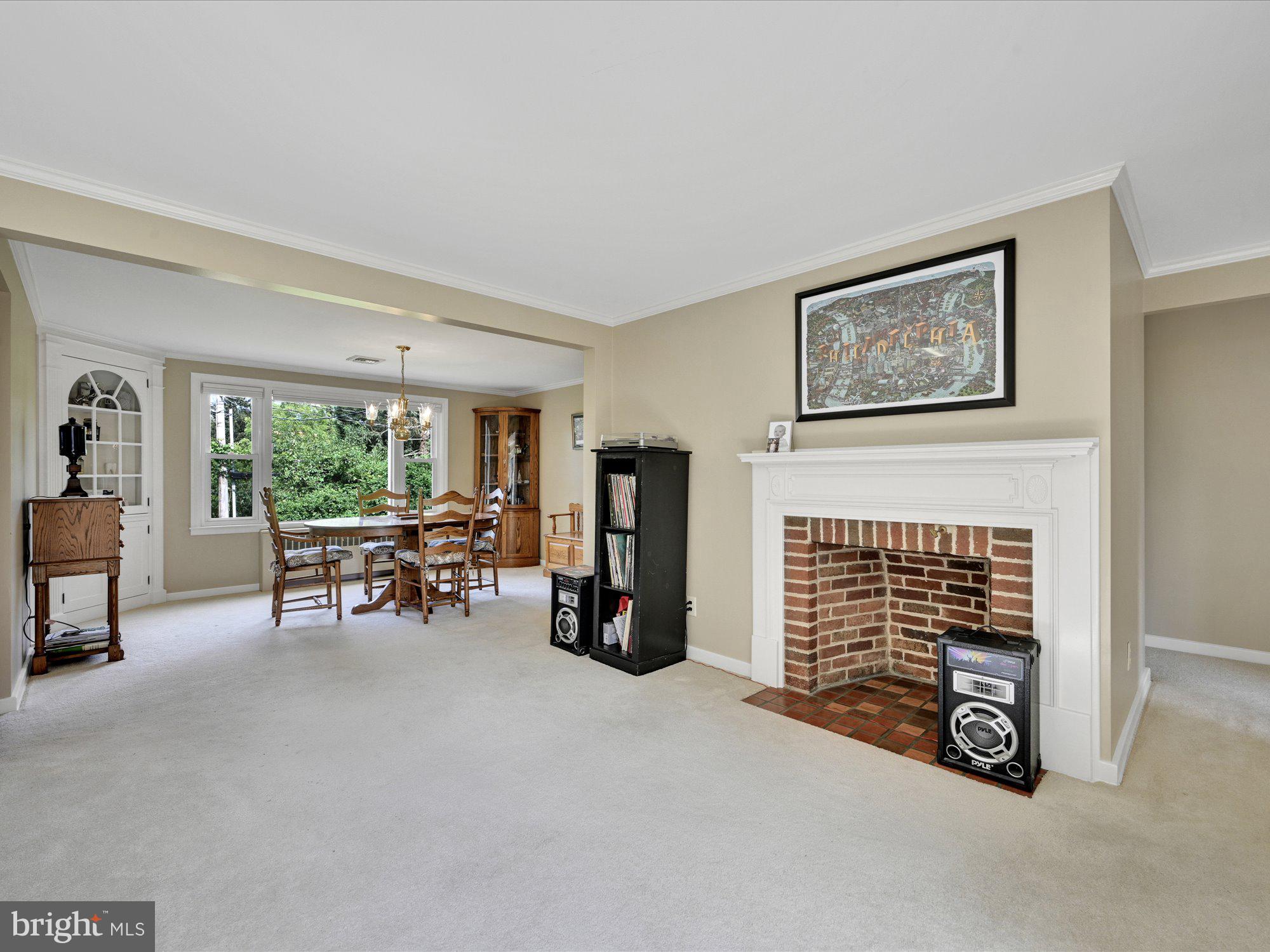 1351 Stratford Road York, PA 17403 - Photo 8 of 28 Gallery Image 8