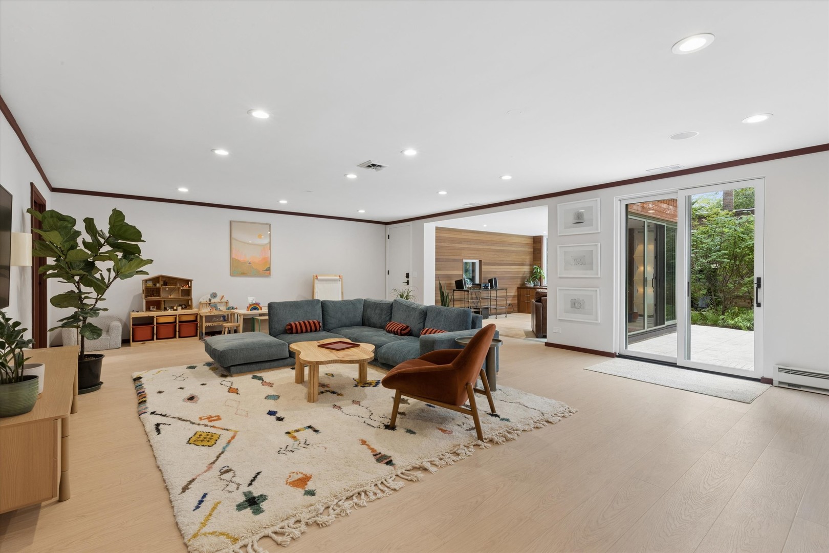 1111 Ridge Avenue Evanston, IL 60202 - Photo 18 of 41 Gallery Image 18