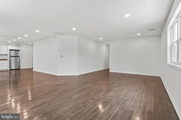 $2,550 | 819 11th Avenue, Unit D, Prospect Park, PA 19076