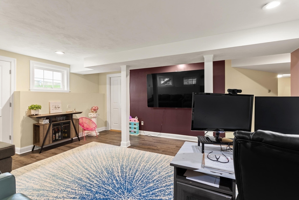 6 Point Road, Unit 1 Shrewsbury, MA 01545 - Photo 30 of 39 Gallery Image 30