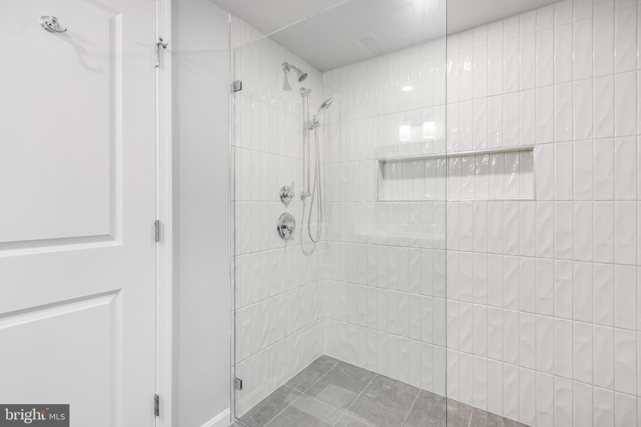 4010 Oaklawn Road Fort Washington, MD 20744 - Photo 28 of 37 a bathroom with a shower